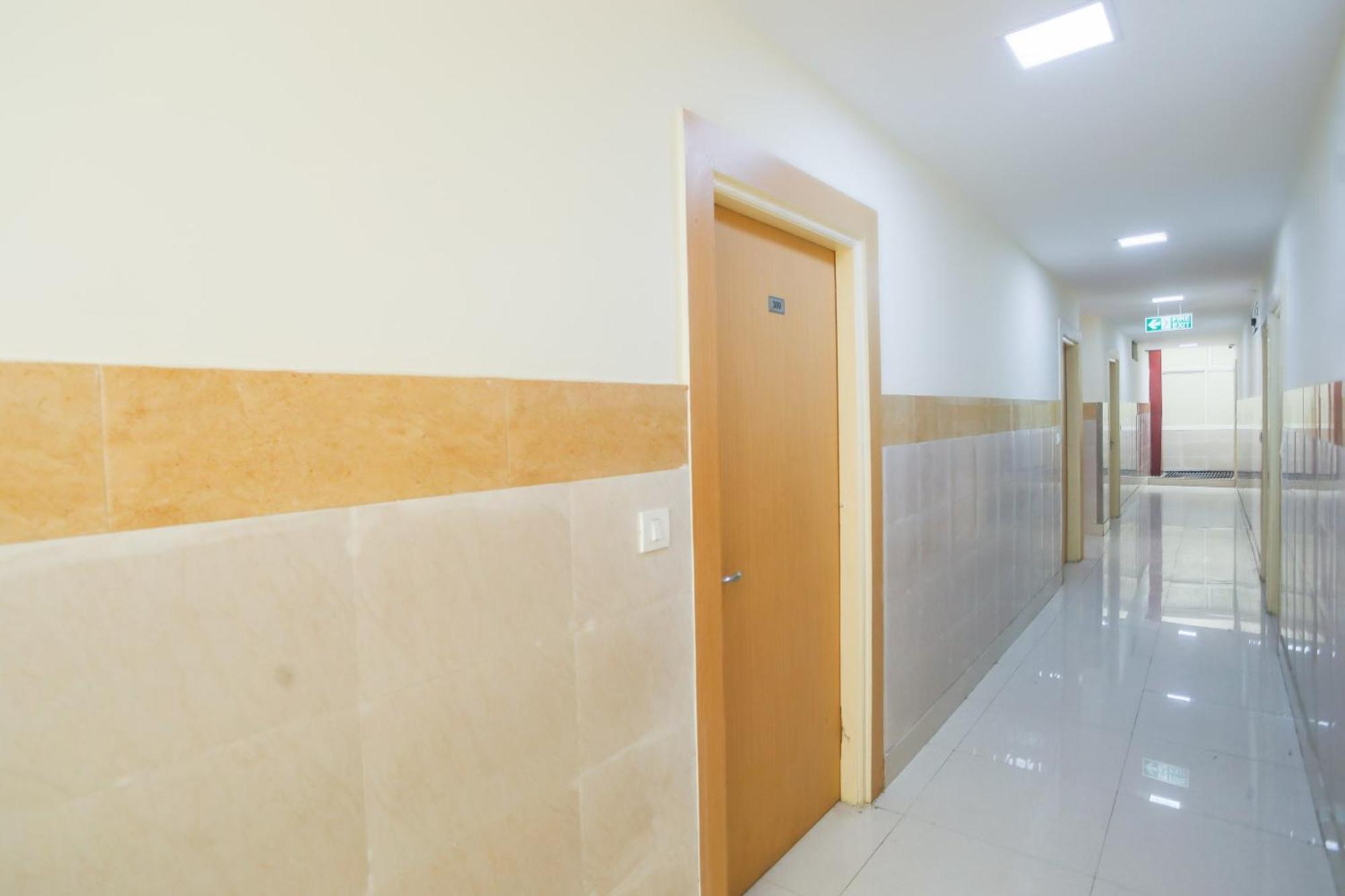 Diamond Imperial Hotel Noida Exterior photo